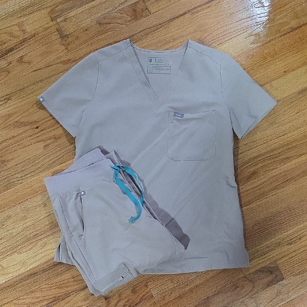 Figs Boulder Color Scrub Set with Blue Accent Size S.